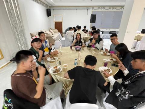 English Camp 2023 @ The Happiness City