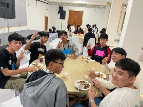 English Camp 2023 @ The Happiness City