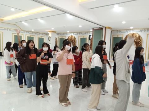 English Camp 2023 @ The Happiness City
