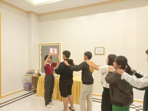 English Camp 2023 @ The Happiness City