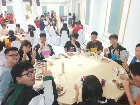 English Camp 2023 @ The Happiness City