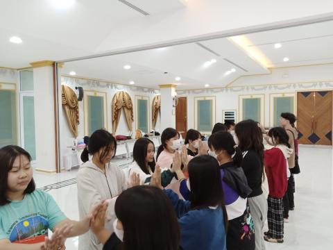 English Camp 2023 @ The Happiness City