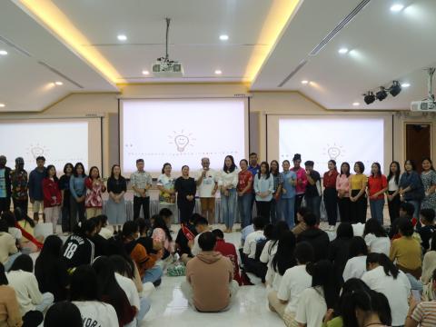 English Camp 2023 @ The Happiness City