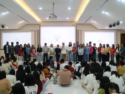 English Camp 2023 @ The Happiness City