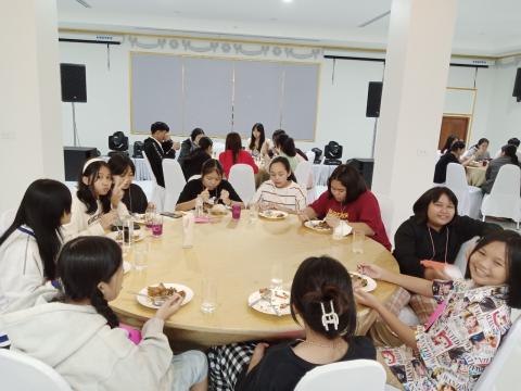 English Camp 2023 @ The Happiness City