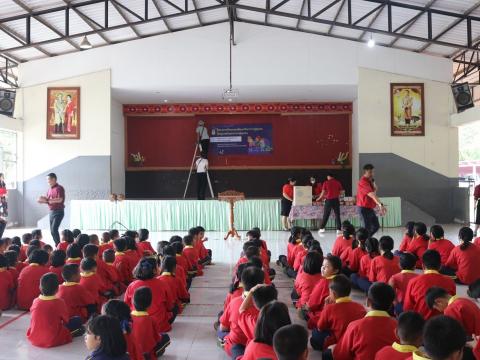 Foreign Languages to Community & Local Youth Guide Project