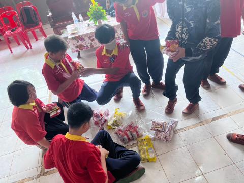 Foreign Languages to Community & Local Youth Guide Project