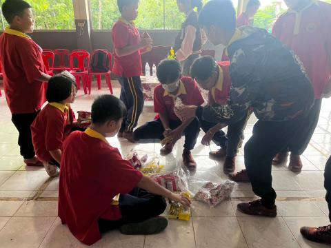 Foreign Languages to Community & Local Youth Guide Project