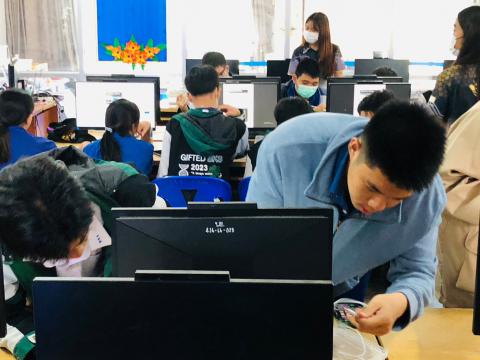 โครงการห้องเรียนพิเศษวิทยาศาสตร์ คณิตศาตร์ การพัฒนาโครงงาน