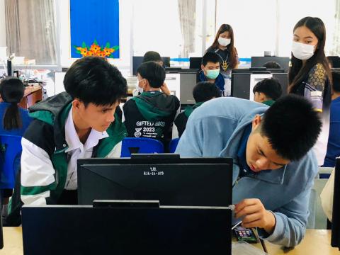 โครงการห้องเรียนพิเศษวิทยาศาสตร์ คณิตศาตร์ การพัฒนาโครงงาน