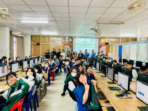 โครงการห้องเรียนพิเศษวิทยาศาสตร์ คณิตศาตร์ การพัฒนาโครงงาน