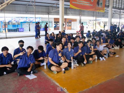 โครงการรณรงค์ต่อต้านยาเสพติด (โรงเรียนสีขาว)