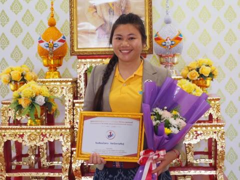 ชมรม To be number one โรงเรียนบัวขาว