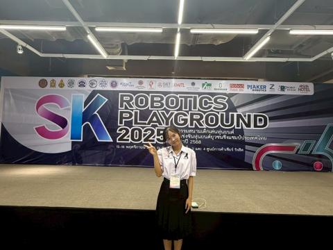 นักเรียนเข้าร่วมแข่งขัน มหกรรมหุ่นยนต์แห่งประเทศไทย