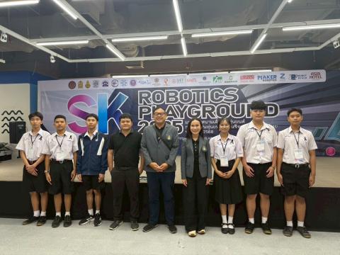 นักเรียนเข้าร่วมแข่งขัน มหกรรมหุ่นยนต์แห่งประเทศไทย