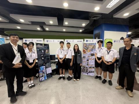 นักเรียนเข้าร่วมแข่งขัน มหกรรมหุ่นยนต์แห่งประเทศไทย