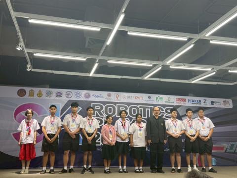 นักเรียนเข้าร่วมแข่งขัน มหกรรมหุ่นยนต์แห่งประเทศไทย