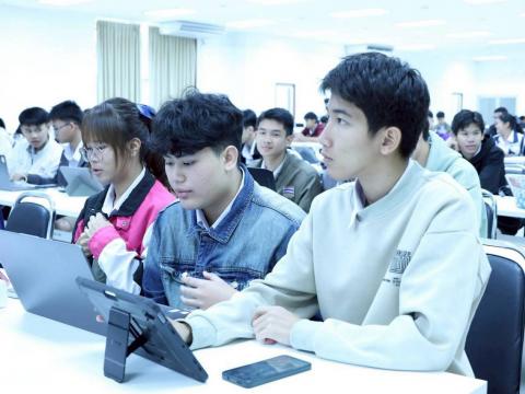 การแข่งขันทักษะคอมพิวเตอร์ด้วยปัญญาประดิษฐ์